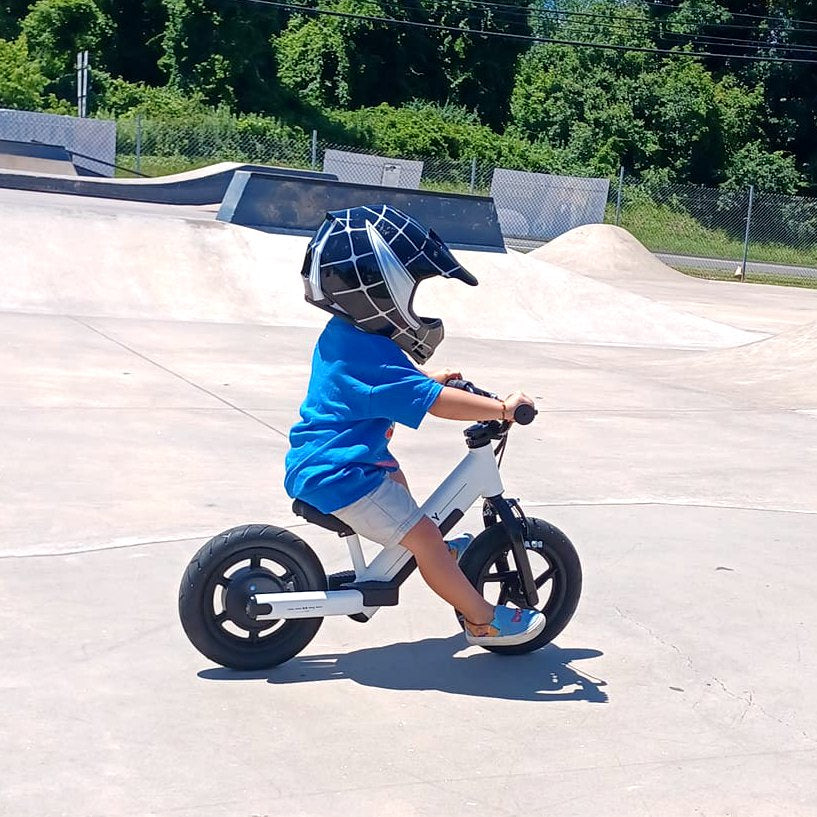 Boys balance shop bike